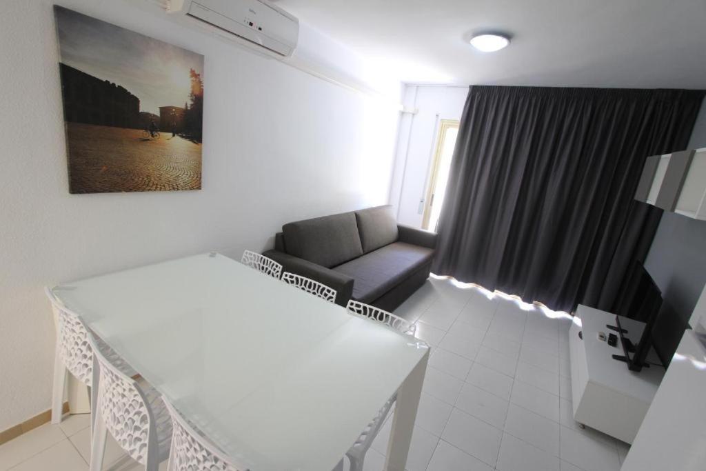 For A Stay Atalaya Salou Buitenkant foto